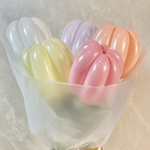 pastel cutie balloon bouquet[2]