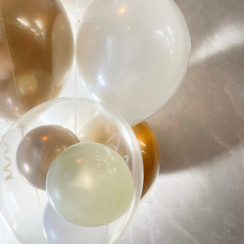 ゴールド×ホワイトスタンディングバルーン
