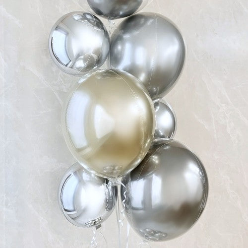 ゴールド・シルバーメタリックでシックなスタンディングアレンジ