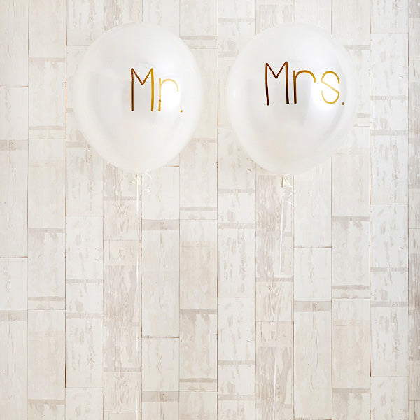 シンプルゴールドMr.&Mrs. Wedding