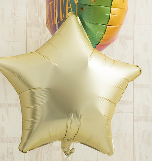 パステル×ニュアンスイエローで祝うHappy Birthday