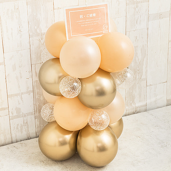 ピンクハートがチャームポイント、大人可愛いを叶えるスタンディングバルーン