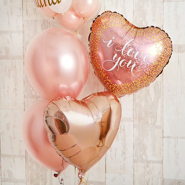 柔らかくて優しいピンクベージュのLove you