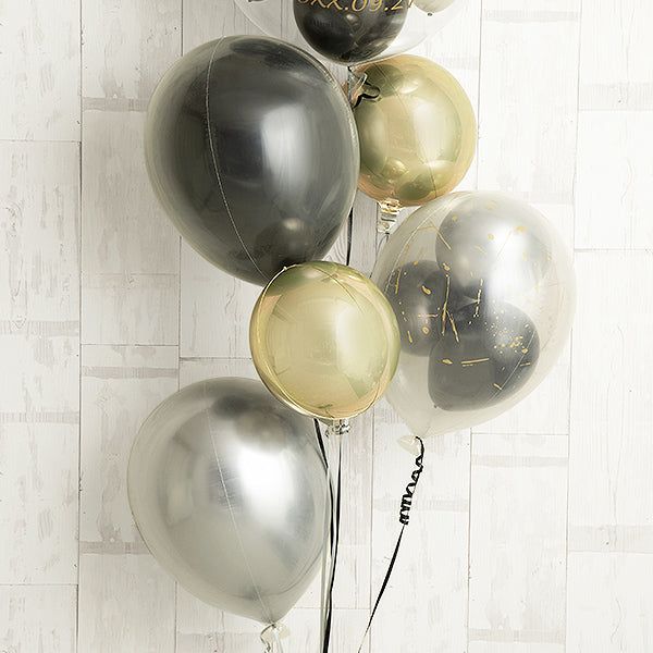 漆黒ブラック×ゴールドペインテッドバルーン